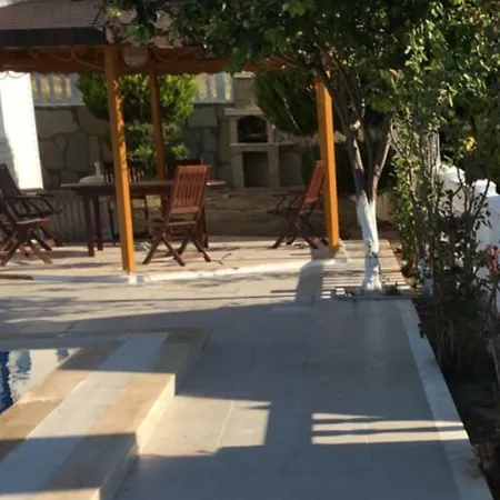 Sun Bungalow Villa *